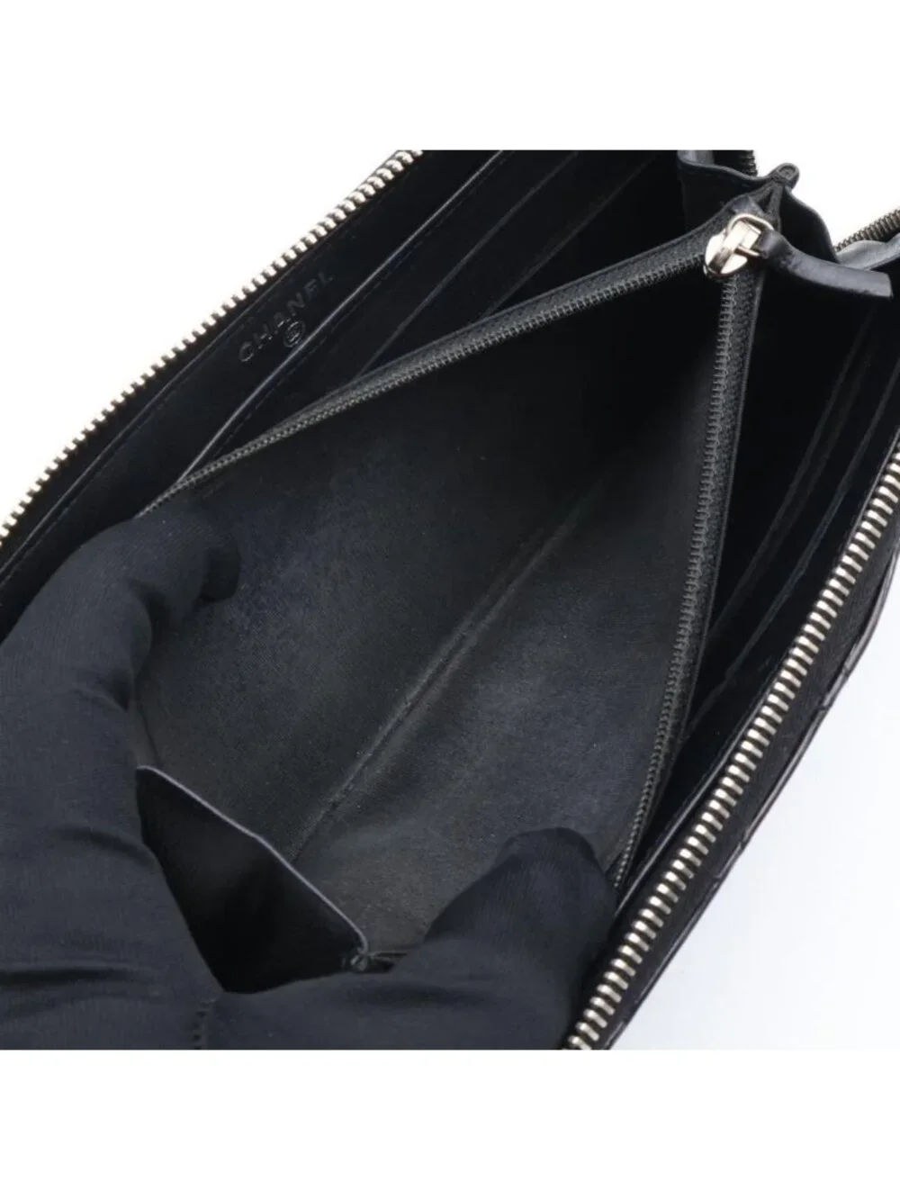 Chanel Quilted Brilliant Wallet Patent Black